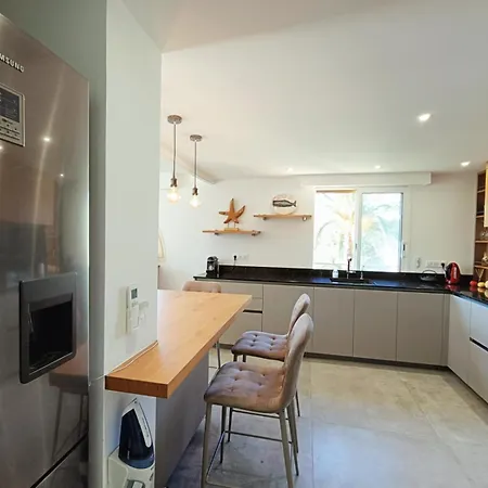 Soleil Soleil, Sur Le Toit Grande Terrasse * Saint-Raphael (Var)